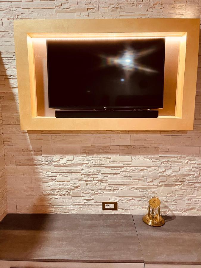 カステル・マッジョーレGolden Houseアパートメント エクステリア 写真